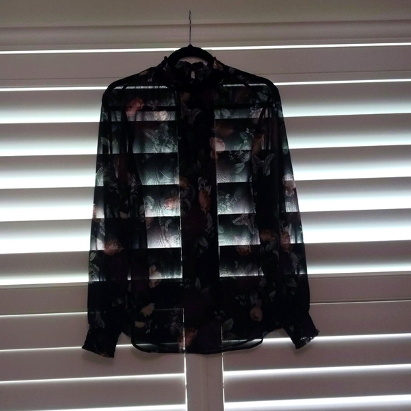BLACK FLORAL CHIFFON SMOCKED MOCK NECK BLOUSE - Picture 2 of 4